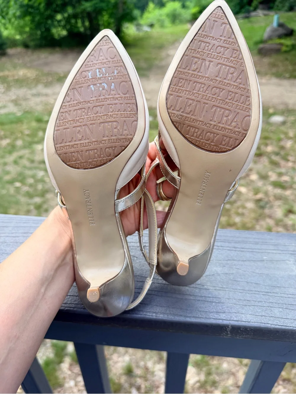 Ellen Tracy Pointed Slingback Heels in Ivory and Metallic Gold